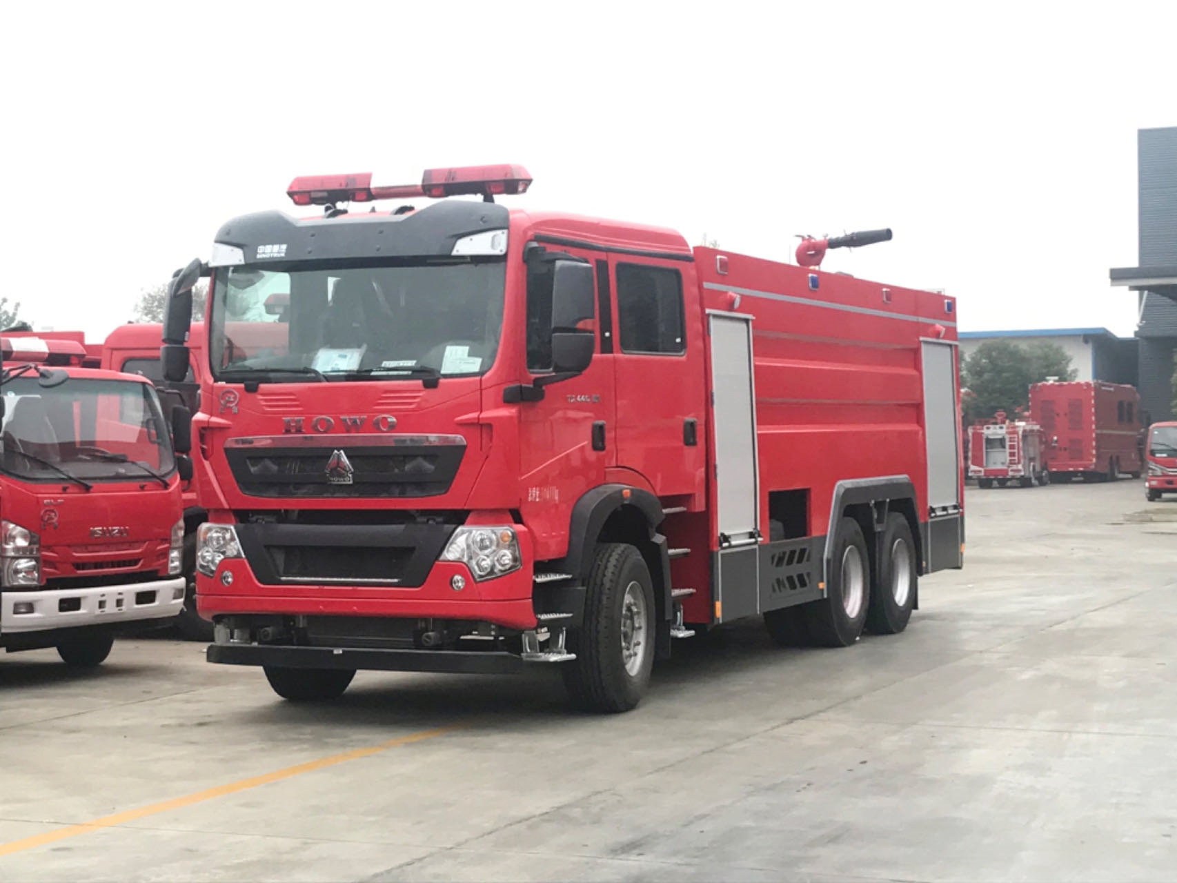 ����8���ɷ���ĭ(li��n)������܇